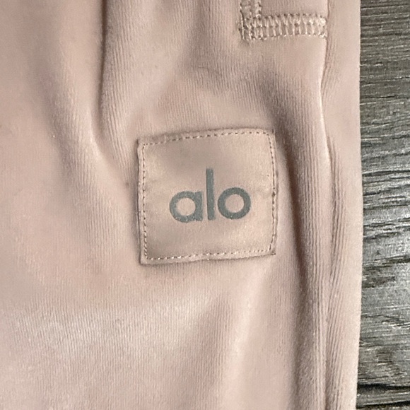 Alo Yoga Blush Pink Jogger Sweatpants XS Fits Small - Picture 2 of 6